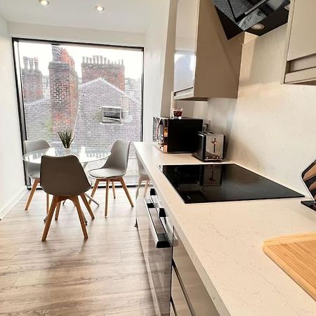 Апартаменти Top Floor Gem In Liverpool City Centre Екстер'єр фото